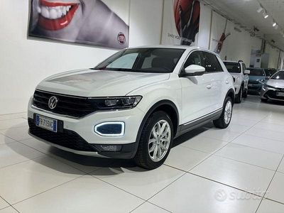 Usata VW T-Roc Advance 150 CV (110 kW) 2018 Bianco SUV