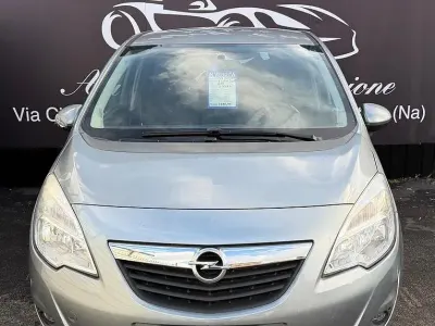 Begagnad Opel Meriva Cosmo 95 HK (69 kW) 2015 Grå Minibuss