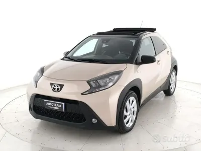Usata Toyota Aygo X Trend 72 CV (52 kW) 2022 Giallo SUV
