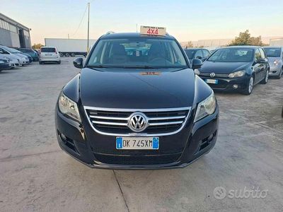 Begagnad VW Tiguan 140 HK (102 kW) 2008 Svart SUV