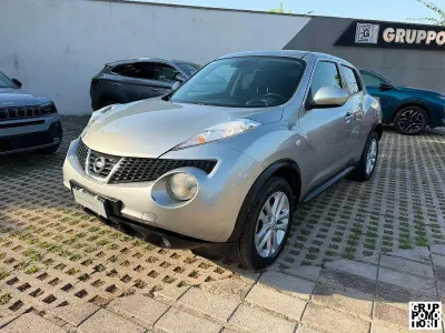 Usata Nissan Juke Tekna 110 CV (80 kW) 2011 Argento SUV