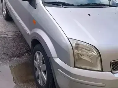 Usata Ford Focus 101 CV (74 kW) 2005 Grigio Berlina
