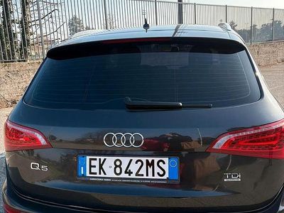 Nero Usata 2011 Audi Q5 Ambiente SUV | 10.200 € (Ottimo prezzo)