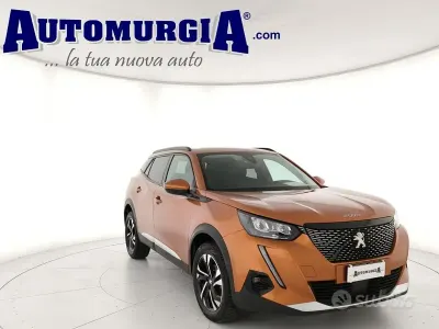 Usata Peugeot 2008 Allure 101 CV (74 kW) 2021 Arancione SUV
