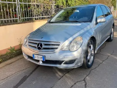 Usata Mercedes R280 231 CV (169 kW) 2008 Grigio Station wagon