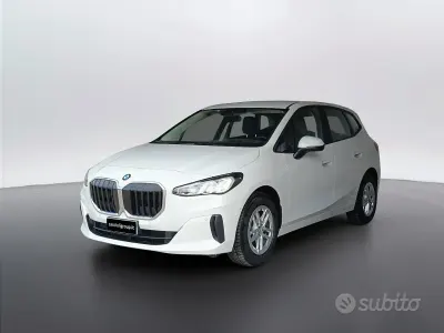 Usado BMW 218 Performance 150 CV (110 kW) 2022 Blanco Familiar