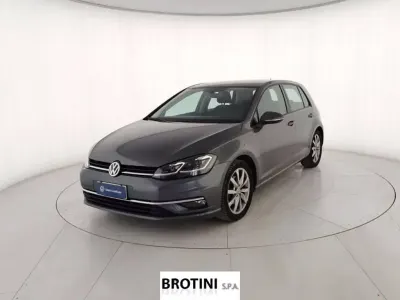 Usata VW Golf VII Executive 116 CV (85 kW) 2020 Grigio Berlina