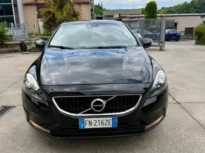Brugt Volvo V40 Inscription 120 HK (88 kW) 2018 Sort Sedan