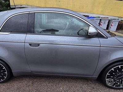 Usata Fiat 500e La Prima 86 kW (118 CV) 2021 Grigio Berlina
