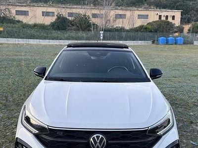 Begagnad VW Taigo R-line 110 HK (80 kW) 2022 Vit SUV