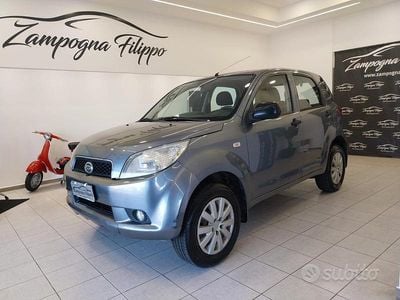 Usata Daihatsu Terios 86 CV (63 kW) 2007 Grigio SUV