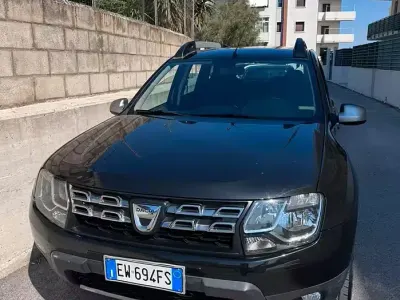 Usata Dacia Duster Lauréate 110 CV (80 kW) 2014 SUV