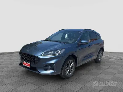 Usata Ford Kuga ST-Line 152 CV (111 kW) 2023 Bluazzurro SUV