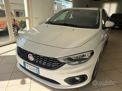 Usata Fiat Tipo Business 95 CV (69 kW) 2017 Bianco Berlina