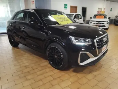 Usata Audi Q2 S-Line 110 CV (80 kW) 2022 Nero mito / metallizzato SUV