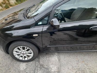 Usata Fiat Grande Punto 75 CV (55 kW) 2009 Nero Utilitaria
