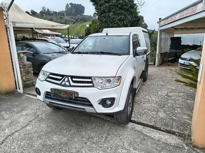 Usata Mitsubishi L200 Intense 178 CV (130 kW) 2014 Bianco Pick-up