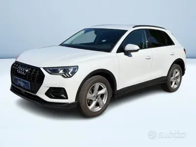 Usata Audi Q3 Advanced 150 CV (110 kW) 2024 Bianco pastello SUV