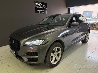 Usata Jaguar F-Pace Portfolio 180 CV (132 kW) 2017 Grigio SUV