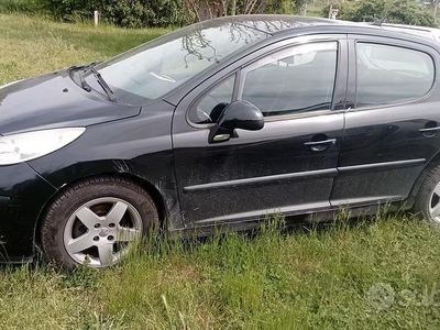 Begagnad Peugeot 207 75 HK (55 kW) 2008 Sedan