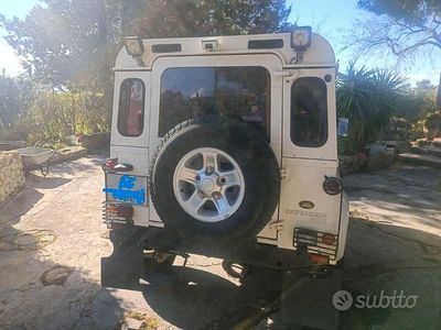Usata Land Rover Defender 1988 Bianco SUV