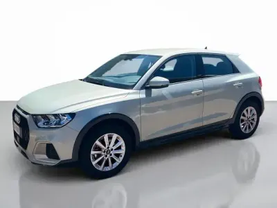 Usata Audi A1 Business 110 CV (80 kW) 2023 Argento rugiada metallizzato SUV