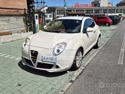 Usata Alfa Romeo MiTo Distinctive 120 CV (88 kW) 2010 Bianco Utilitaria