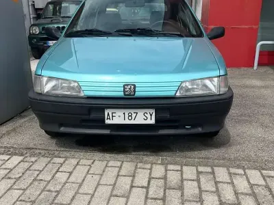 Usata Peugeot 106 60 CV (44 kW) 1995 Blu/azzurro Utilitaria