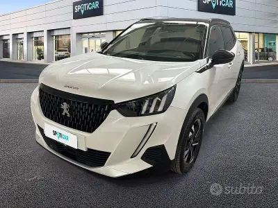 Usata Peugeot 2008 GT 131 CV (96 kW) 2023 Bianco SUV