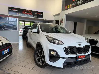 Usata Kia Sportage Style 126 CV (92 kW) 2021 Bianco SUV