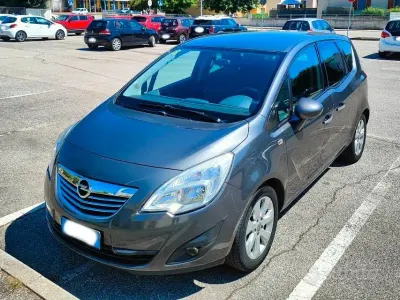 Usata Opel Meriva 120 CV (88 kW) 2013 Monovolume