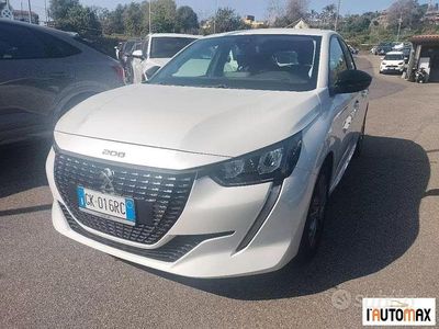 Usata Peugeot 208 Allure 101 CV (74 kW) 2022 Bianco Utilitaria