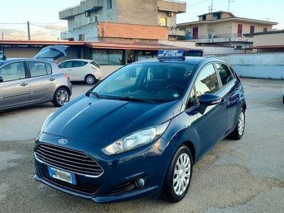 Usata Ford Fiesta Business Edition 75 CV (55 kW) 2016 Blu Utilitaria