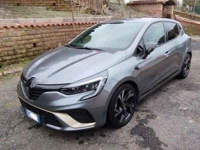 Usata Renault Clio V Engineered 145 CV (106 kW) 2023 Grigio Berlina