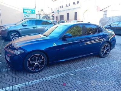 Usata Alfa Romeo Giulia 150 CV (110 kW) 2016 Blu Berlina