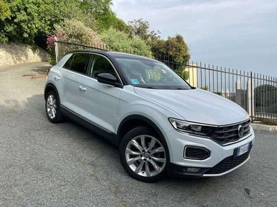 Usata VW T-Roc Advance 116 CV (85 kW) 2019 Bianconero SUV