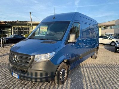 Usata Mercedes Sprinter 114 CV (83 kW) 2022 Blu/azzurro Furgone