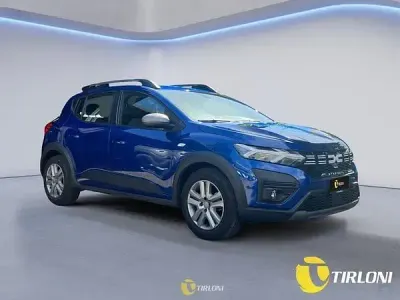 Usata Dacia Sandero Comfort 101 CV (74 kW) 2023 Blu Utilitaria