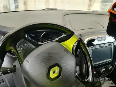 Usata Renault Captur 90 CV (66 kW) 2015 SUV