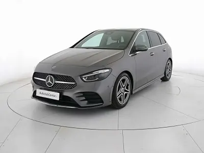 Usata Mercedes B180 Advanced Plus 136 CV (100 kW) 2024 Grigio scuro Utilitaria