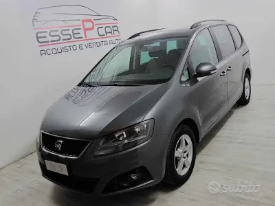 Begagnad Seat Alhambra Style 140 HK (102 kW) 2014 Grå Minibuss