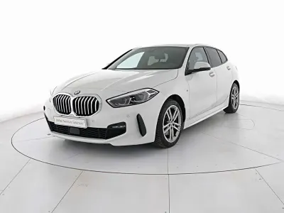 Usata BMW 118 M Sport 150 CV (110 kW) 2021 Alpin white Berlina