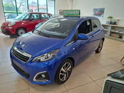 Usata Peugeot 108 Allure 72 CV (52 kW) 2019 Blu/azzurro Utilitaria