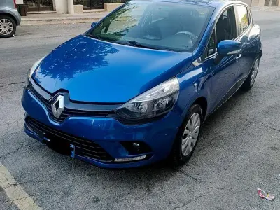 Usata Renault Clio IV 90 CV (66 kW) 2018 Bluazzurro Berlina