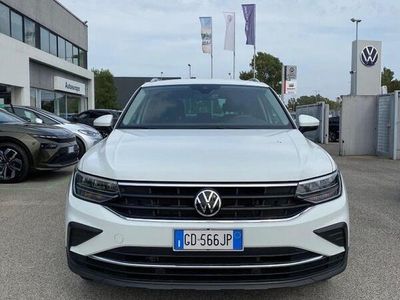 Usata VW Tiguan Life 150 CV (110 kW) 2021 Bianco SUV