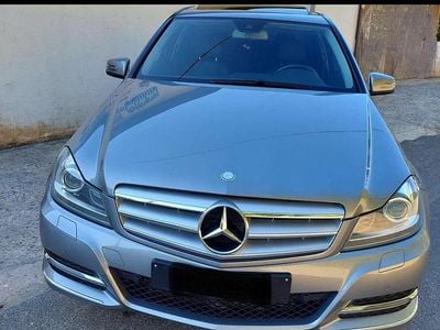 Usata Mercedes C300 Elegance 231 CV (169 kW) 2013 Grigio Station wagon