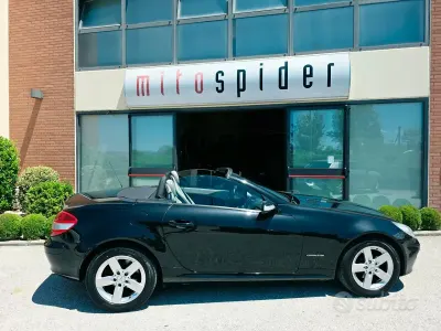 Usata Mercedes SLK200 163 CV (119 kW) 2004 Nero Cabrio