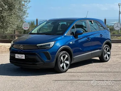 Usata Opel Crossland Edition 110 CV (80 kW) 2021 Bluazzurro SUV