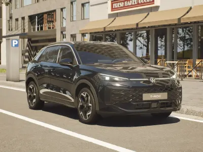 Nuova VW T-Roc R-line 150 CV (110 kW) 2026 Grenadill black metallizzato SUV
