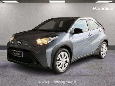 Usata Toyota Aygo X Trend 72 CV (52 kW) 2025 Grigio SUV